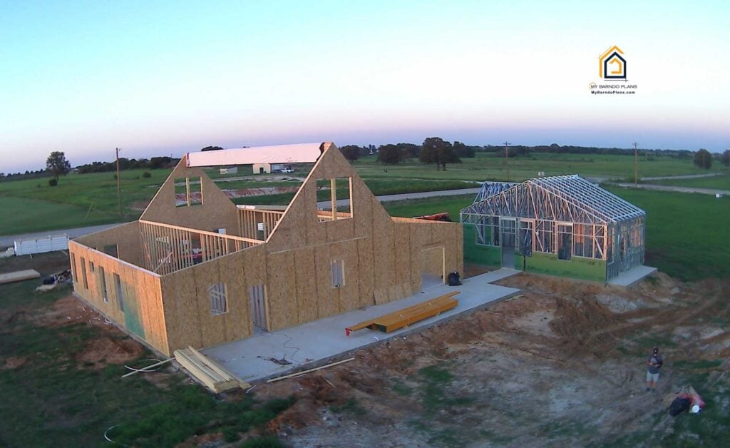Dove Barndominium SIP Kit being erected in Texas
